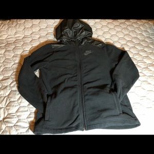 Boys Hooded Full Zip Nike Fleece (XL)
